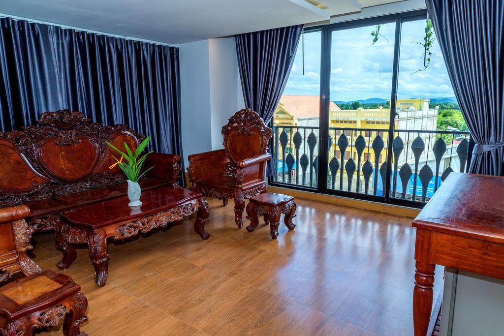 Ly Heng Chhay Hotel Poipet Exterior photo