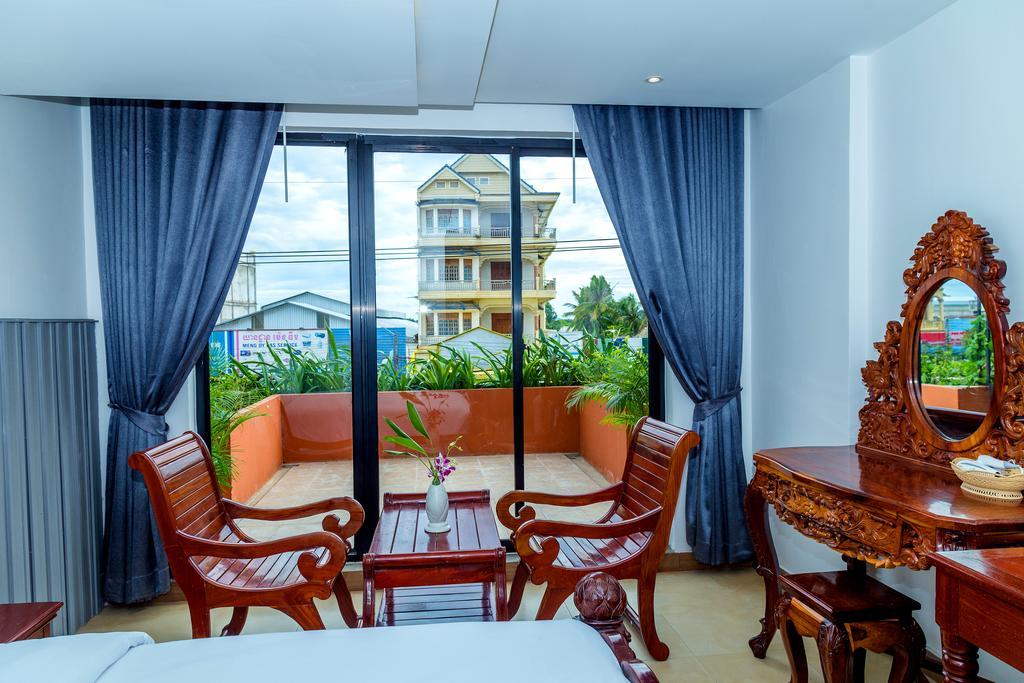 Ly Heng Chhay Hotel Poipet Exterior photo