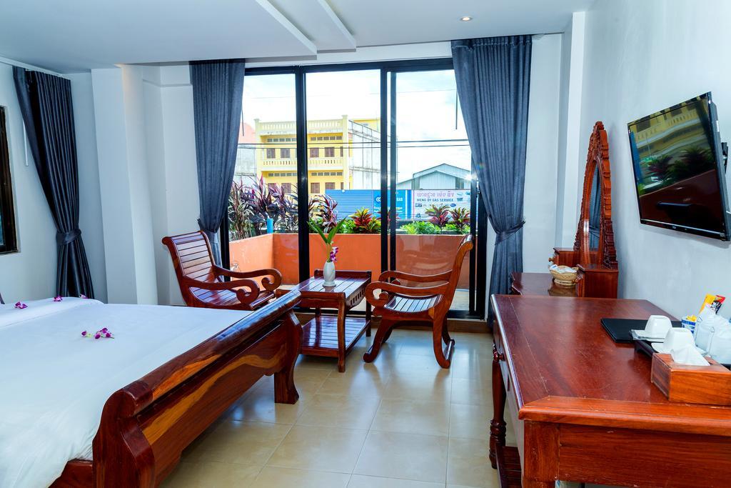 Ly Heng Chhay Hotel Poipet Exterior photo
